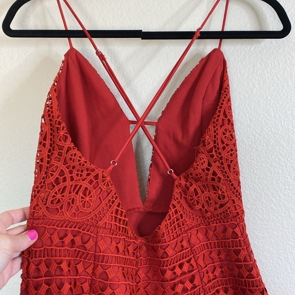 Lovers + Friends Orchard crocheted dress women’s medium burnt red EUC - Picture 5 of 10